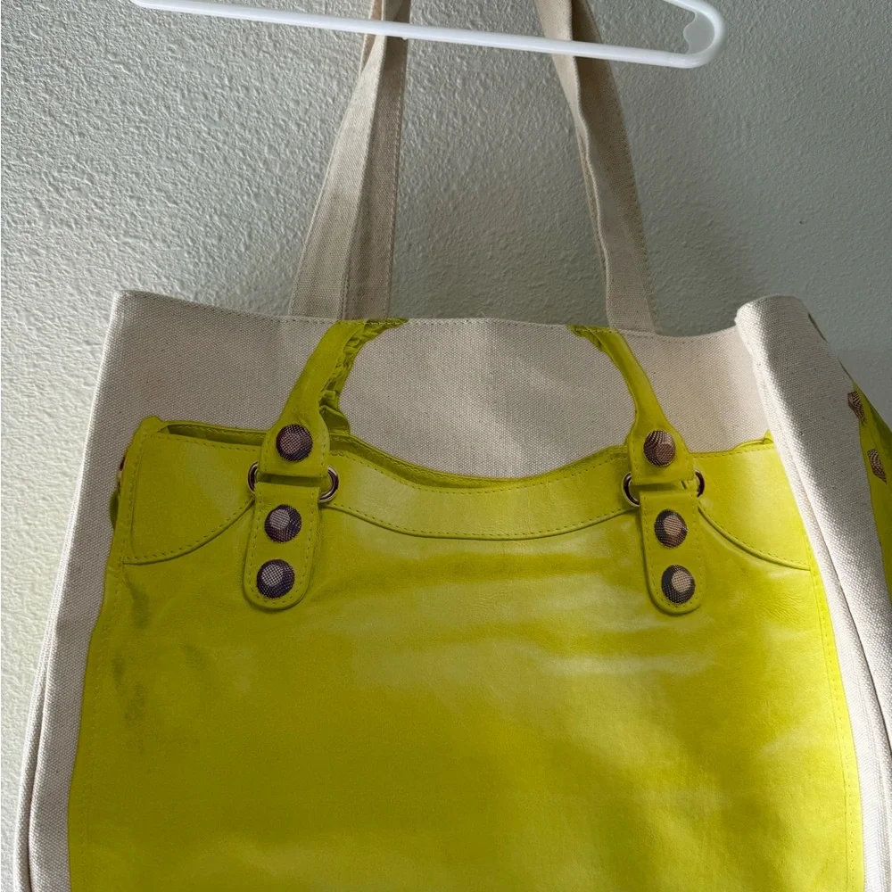 Thursday Friday Canvas Tote With Fun Neon Yellow Print Purse - Picture 4 of 6